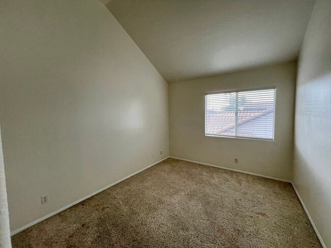 Building Photo - Beautiful 4 Bedroom Single Family Home with Pool and Pool Service Included for Lease in Rancho Cu...