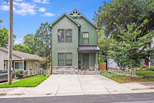 Primary Photo - 1613 N McDowell St