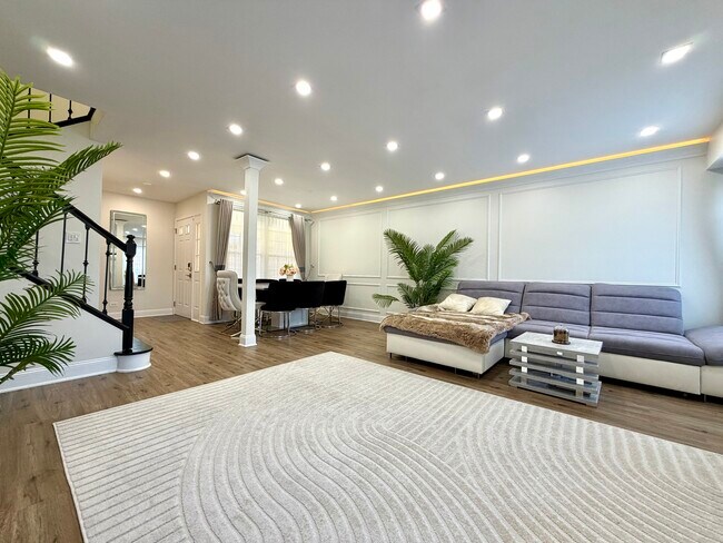 Building Photo - 2350 County Farm Ln