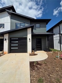 Building Photo - 1112 Emilia Ave