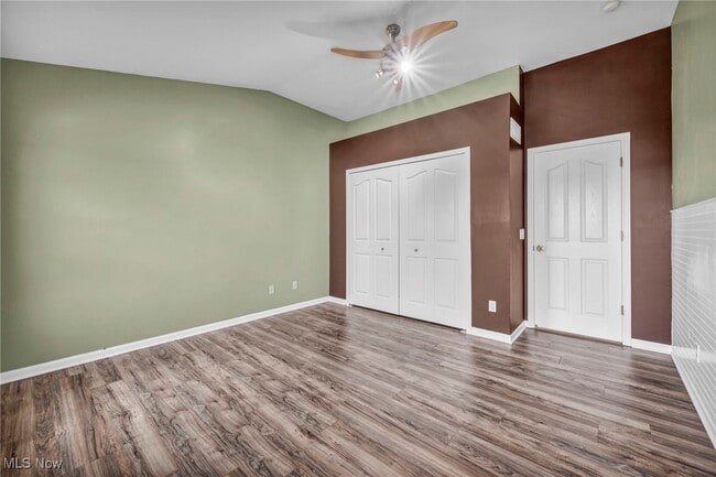 Building Photo - 10375 Kerwick Ct