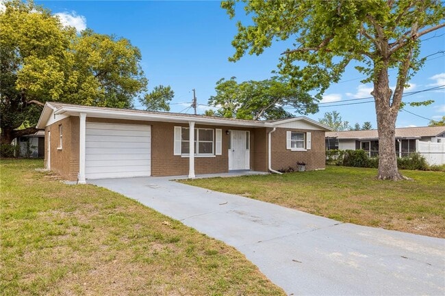 Building Photo - 10803 Hyssop St