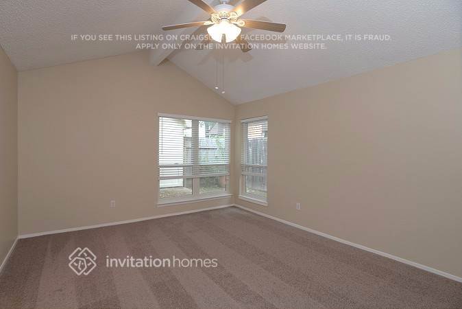 Building Photo - 15610 Cabot Creek Cir