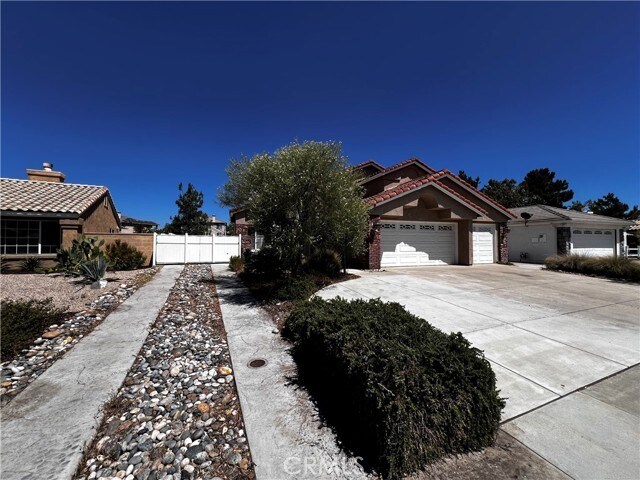 Building Photo - 44892 Marge Pl