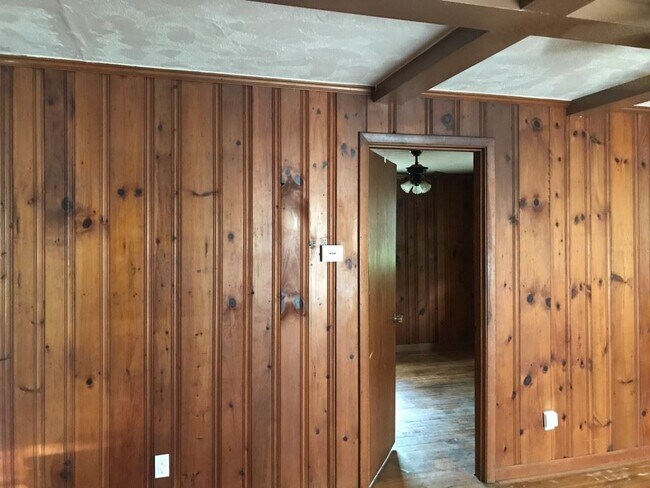 Building Photo - 4387 8th Ave N