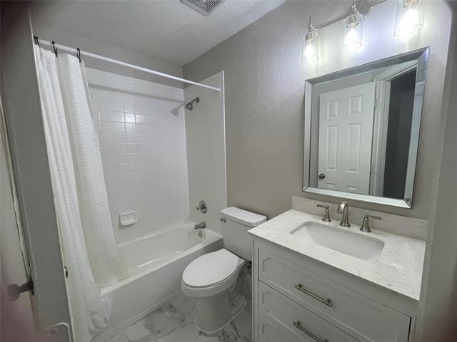 Building Photo - 3152 Pine Valley Dr