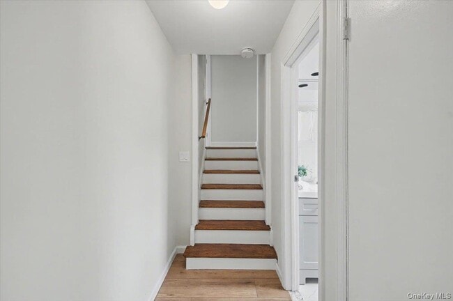 Building Photo - 60 Park Ave