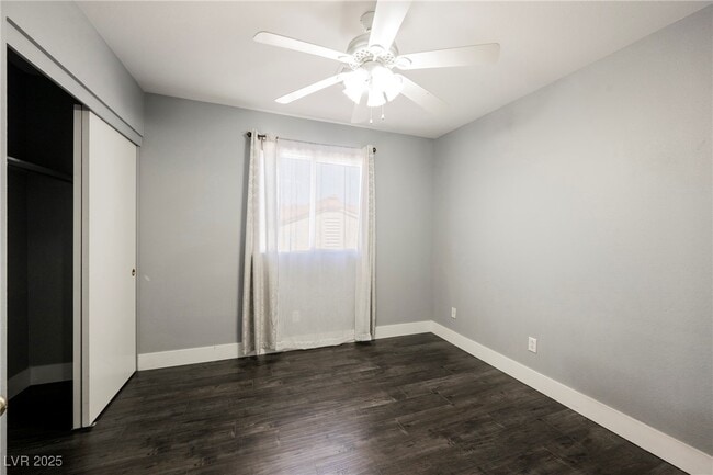 Building Photo - 138 Cam Capri