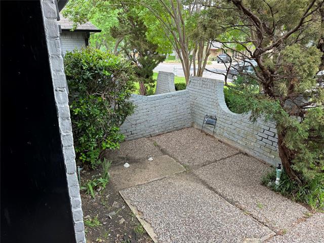 Building Photo - 7745 Dentcrest Dr