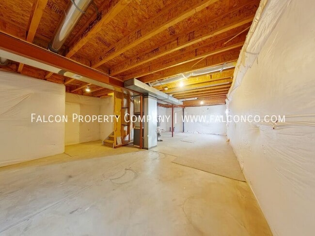 Building Photo - 8394 Kettle Drum St