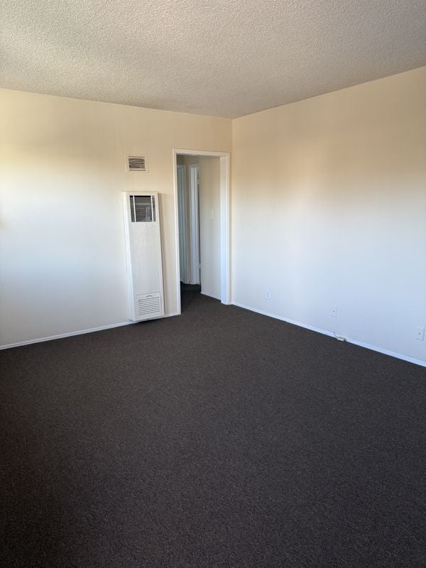 Building Photo - 2029 Delaware Ave