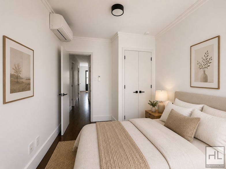 Building Photo - Carroll Gardens / 2-Bed 1-Bath / In-Unit Washer & Dryer