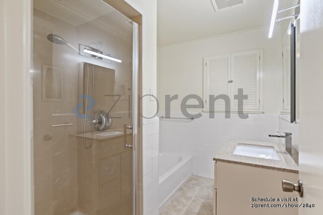 Building Photo - 119 Arroyo Dr