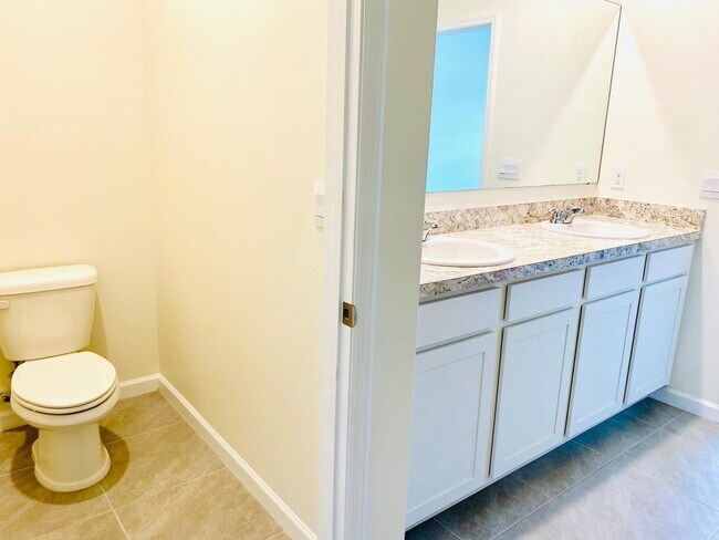 Building Photo - 9732 Starboard Dr