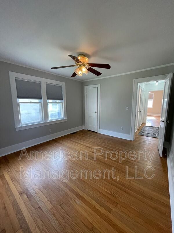 Building Photo - 1227 S College Ave