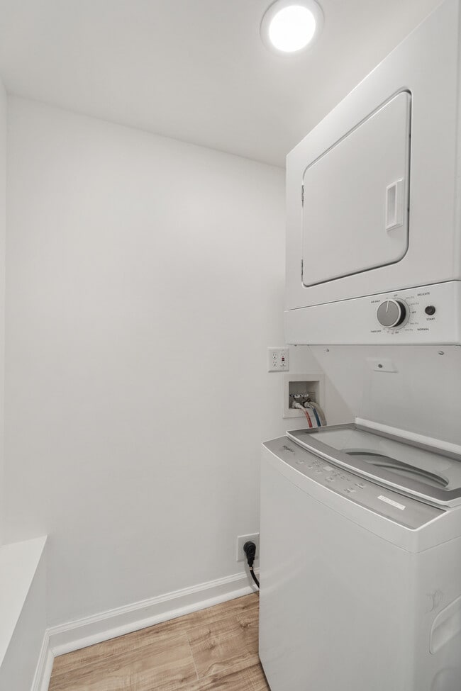 Building Photo - 26034 W 127th St