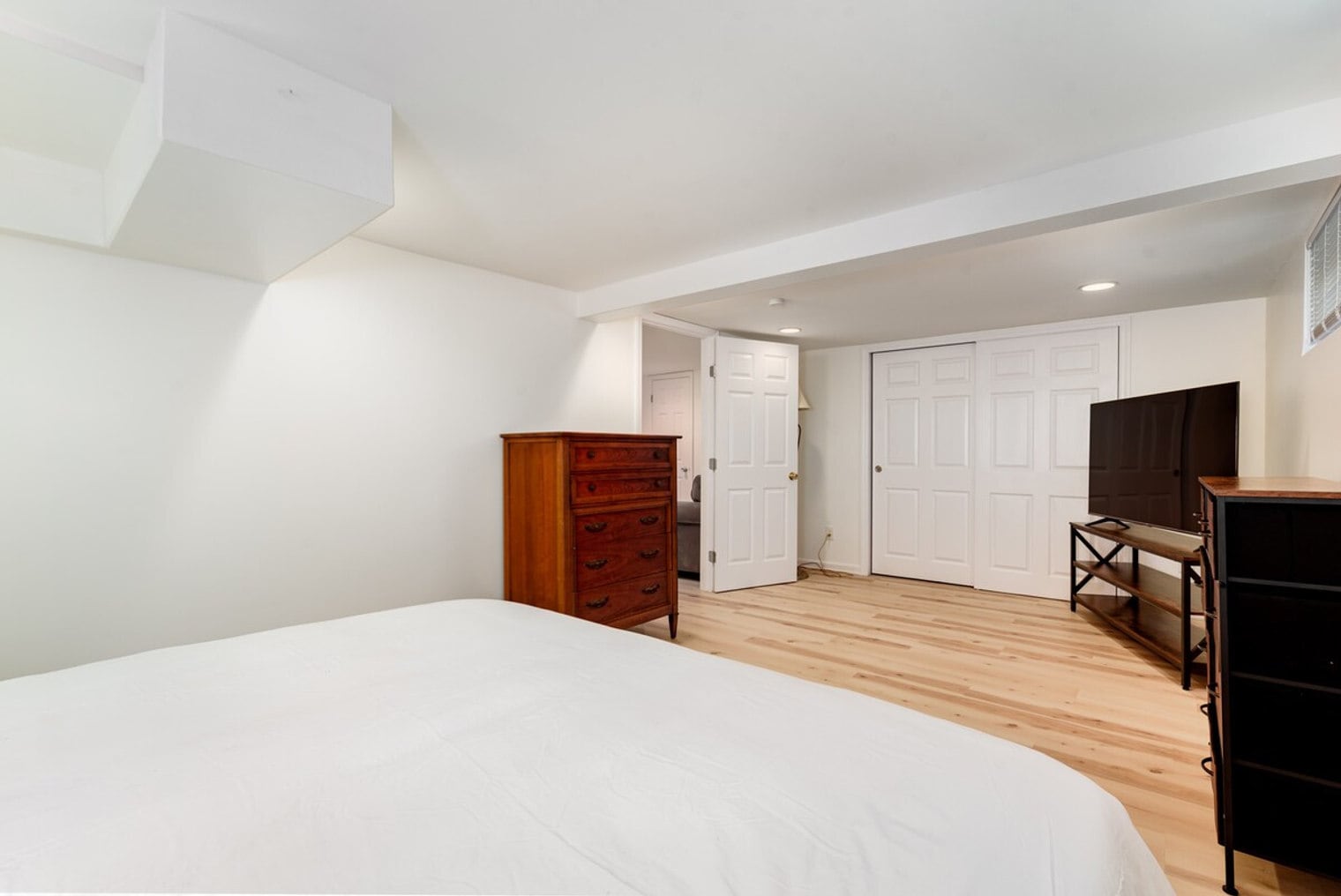 Building Photo - 4423 Vance Ave