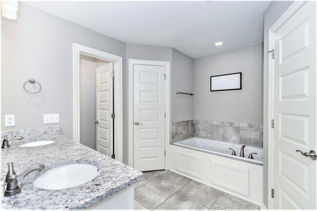 Building Photo - Stylish 3-Bedroom, 2-Bathroom Home for Rent!