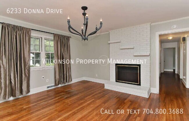 Building Photo - 6233 Donna Dr