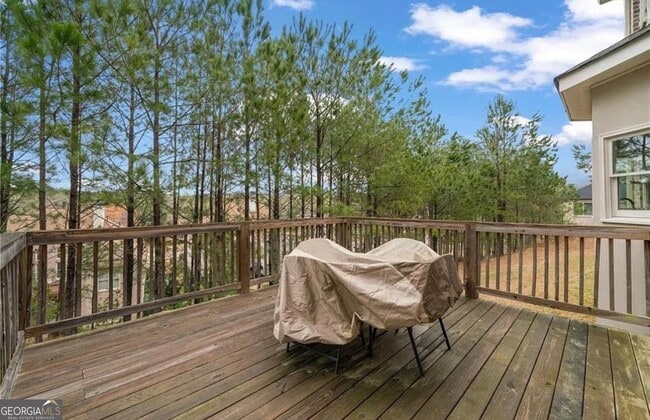 Building Photo - 4402 Income Cir