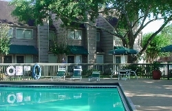 Pool - Bridgestone Apartments