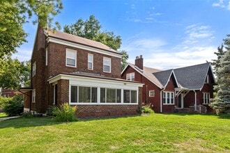 Building Photo - 7030 Clayton Rd