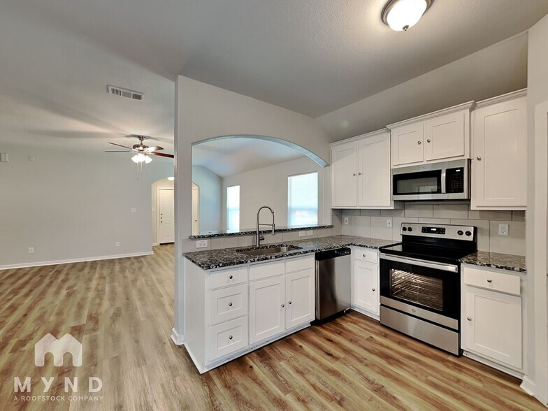 Building Photo - 4201 Andrea Ln