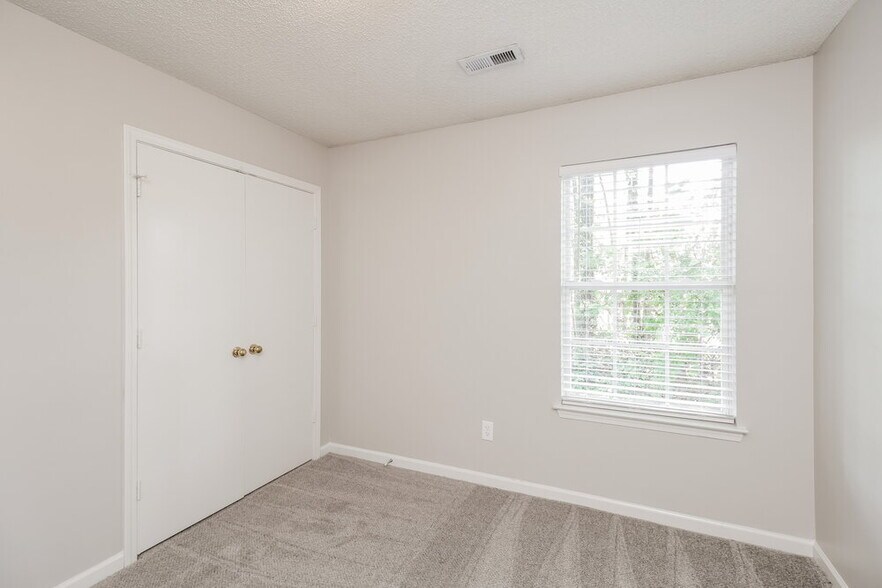 Building Photo - 5321 Padstow Ct