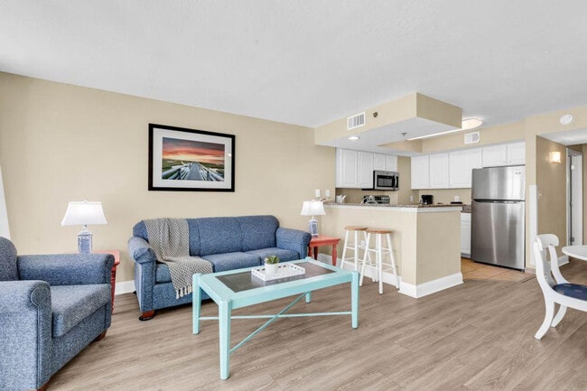 Building Photo - 2506 N Ocean Blvd