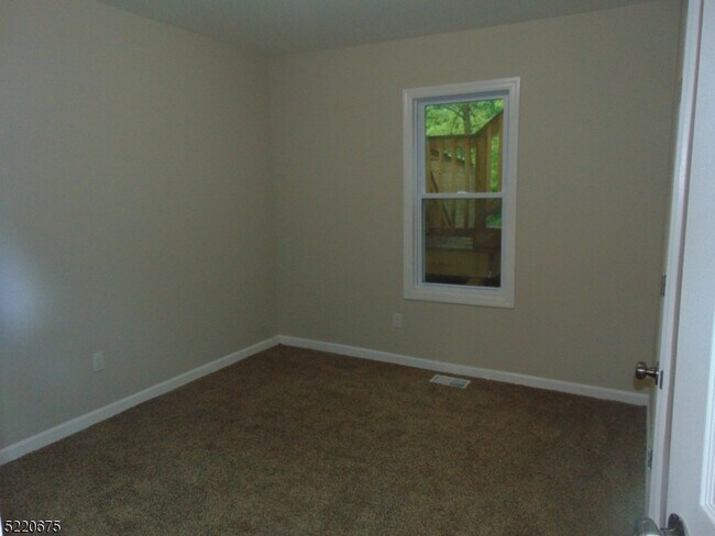 Building Photo - 75 N 11th St