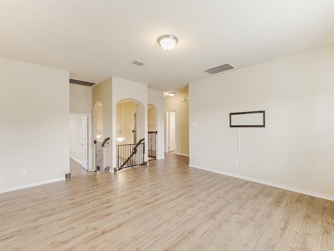 Building Photo - 11305 Amistad Dr