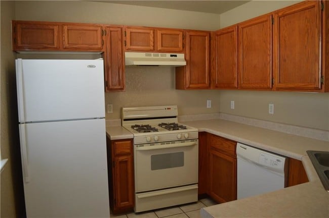 Building Photo - 11713 Snow Hawk Dr