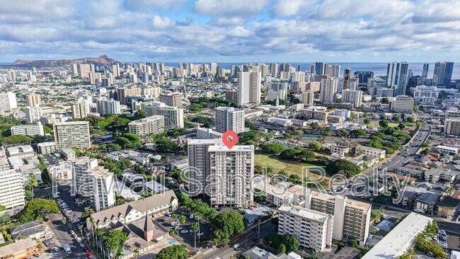 Building Photo - 1617 Ke’eaumoku St