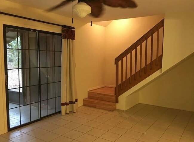 Building Photo - 3/3 In Rockwood Villas