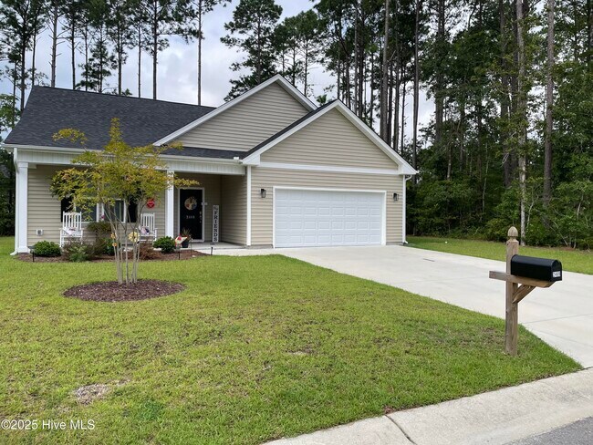 Primary Photo - 2469 Caraway Dr SE