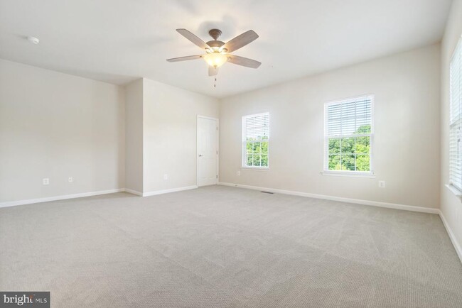 Building Photo - 320 Chessington Dr