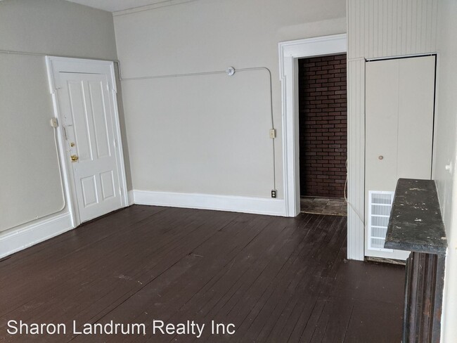 Building Photo - 2130 Portland Ave