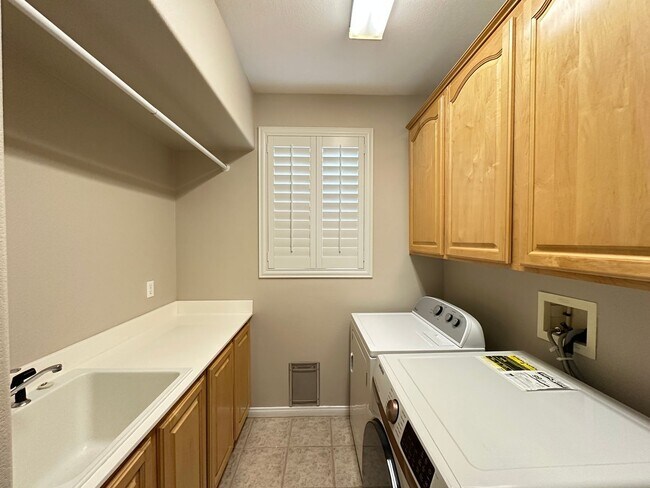Building Photo - Chardonnay #61 By Lewis Homes