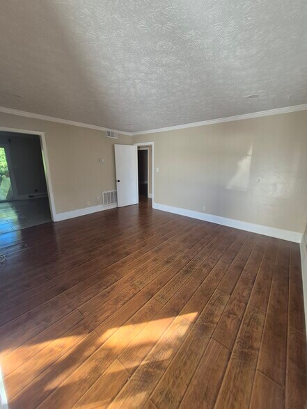 Building Photo - 373 Stone Mountain St