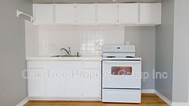 Building Photo - 2232 Seminary Ave