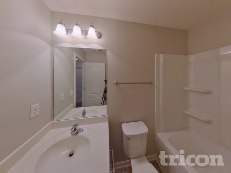 Building Photo - 3612 Pitchers Ln