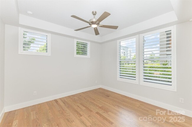 Building Photo - 2523 Irwin Strm Rd