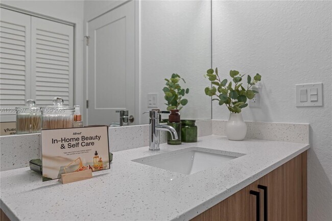 Building Photo - 4 N Federal Hwy