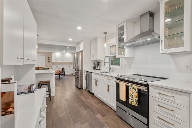 Building Photo - 62 Gregory Rd