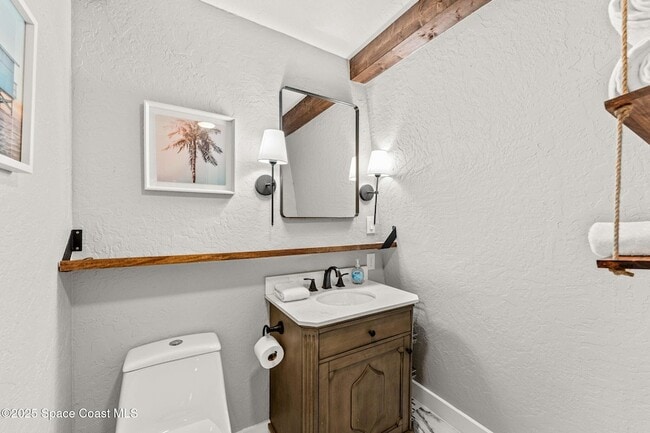 Building Photo - 1428 Rose Ct