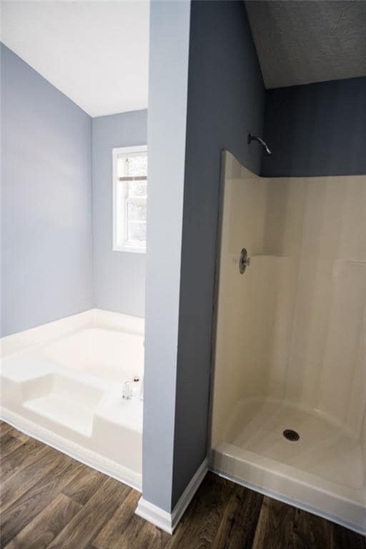 Building Photo - 4885 Streamside Dr