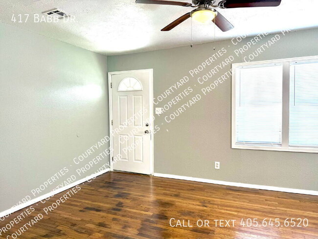 Building Photo - 417 Babb Dr