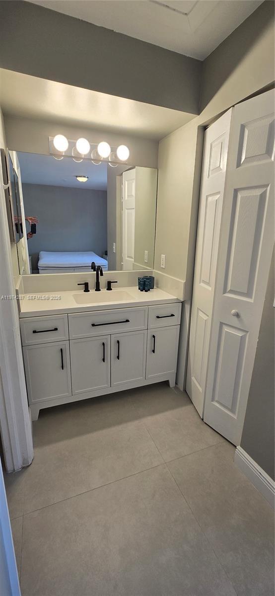 Building Photo - 2945 NE 185th St