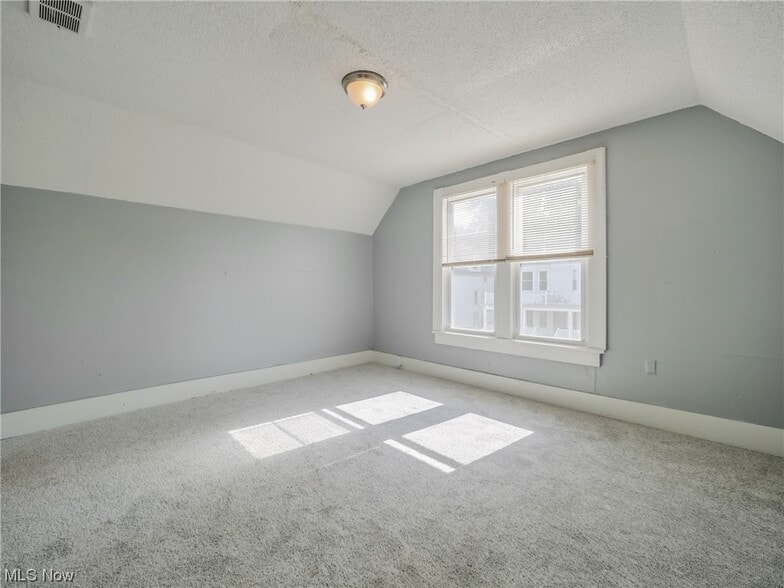 Building Photo - 2112 W 93rd St