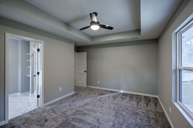 Building Photo - 409B Park Avenue